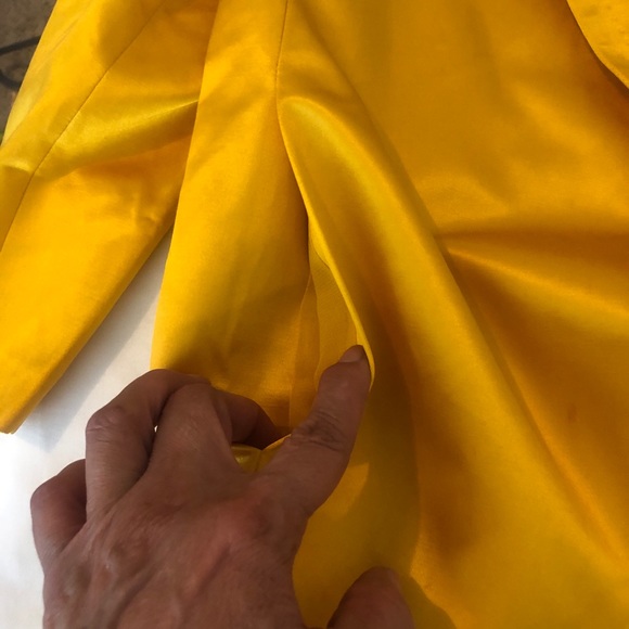 Max Mara skirt and jacket sets - Picture 6 of 16